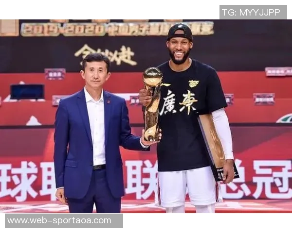 媒体人建议奥拉迪波若未找到新工作可考虑加盟CBA提升状态