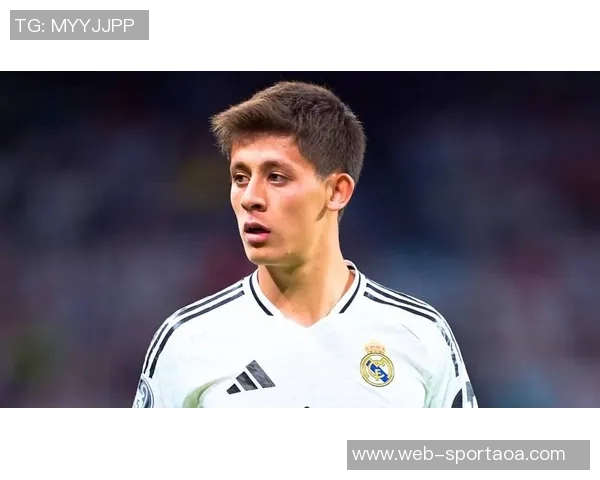 埃布埃呼吁阿森纳引进居莱尔强调球队亟需兼具进攻与传球能力的球员